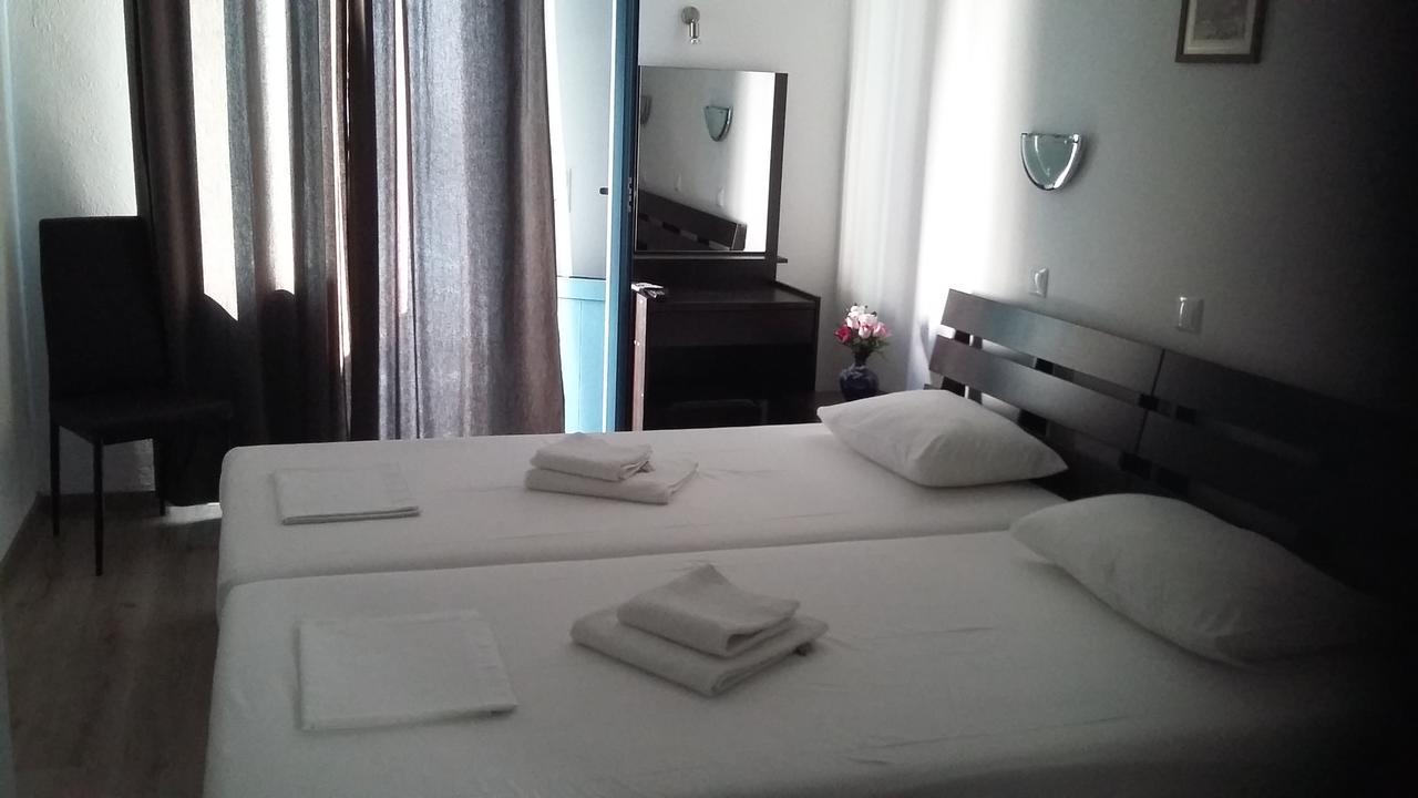 Delfini Hotel Skala  Ngoại thất bức ảnh