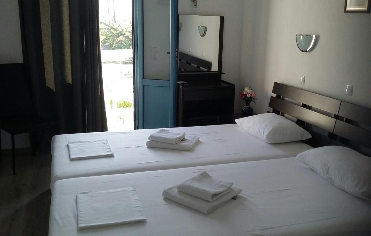 Delfini Hotel Skala  Ngoại thất bức ảnh